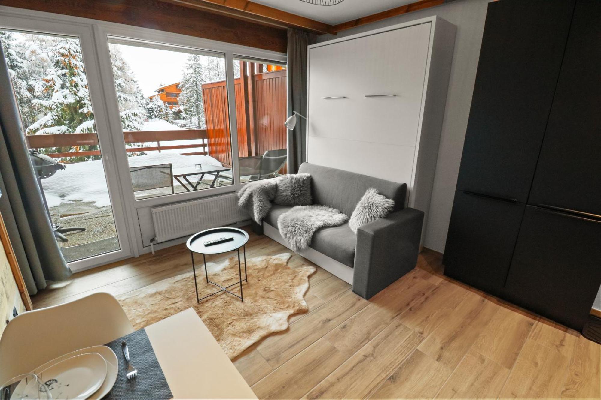 Joli Studio Avec Parking Gratuit Apartment Crans-Montana Exterior photo